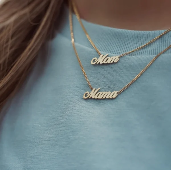 Minitials Scripted ketting drie namen